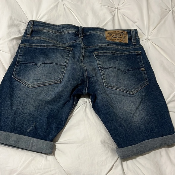 Diesel men’s shorts - Picture 6 of 13